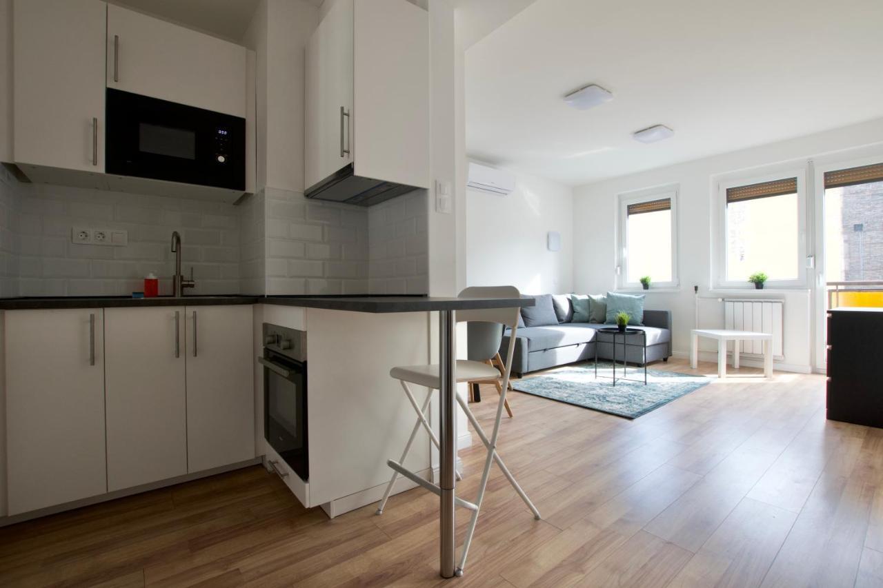 Standard Apartment By Hi5 - Dessewffy 37 Suites Budapest Kültér fotó