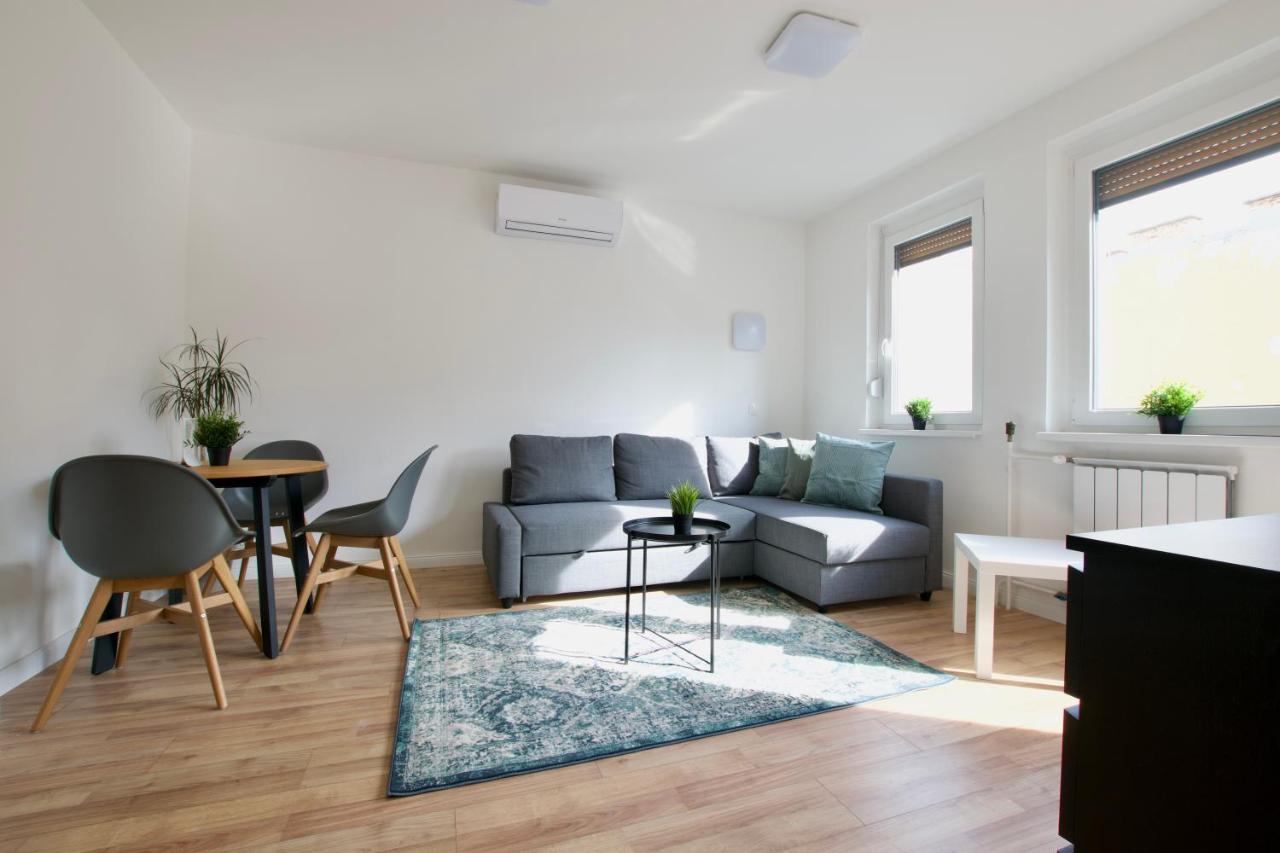 Standard Apartment By Hi5 - Dessewffy 37 Suites Budapest Kültér fotó